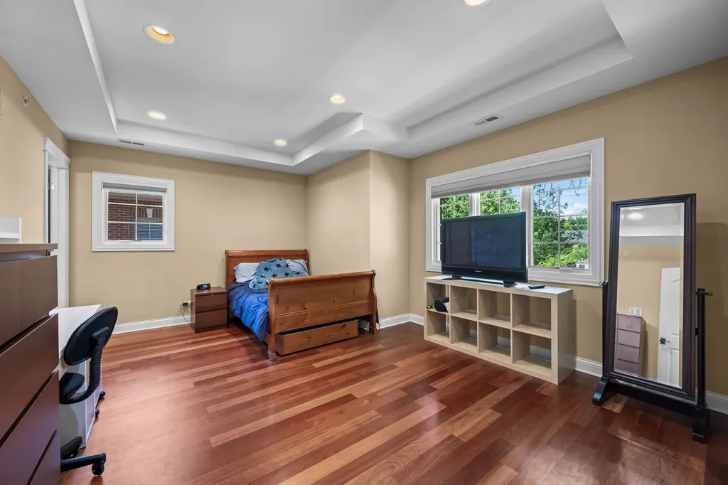 1105 Austin Avenue Park Ridge IL 60068