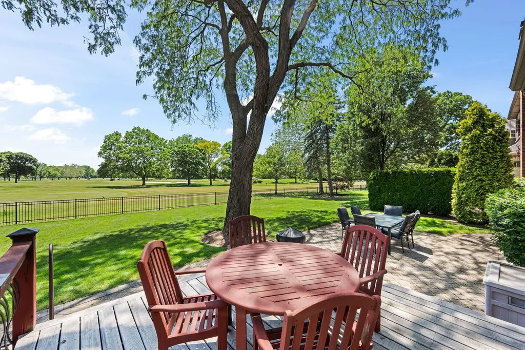 1105 Austin Avenue Park Ridge IL 60068
