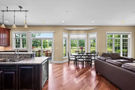 1105 Austin Avenue Park Ridge IL 60068