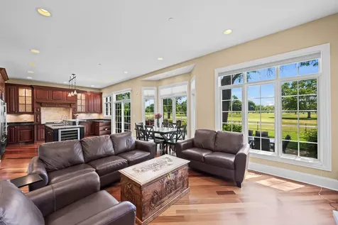 1105 Austin Avenue Park Ridge IL 60068