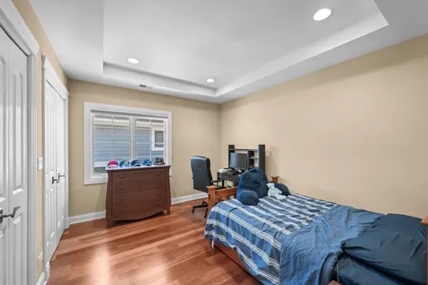 1105 Austin Avenue Park Ridge IL 60068