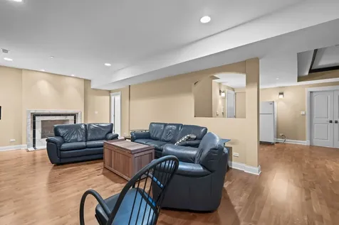 1105 Austin Avenue Park Ridge IL 60068