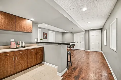 517 Meadowwood Lane Oswego IL 60543