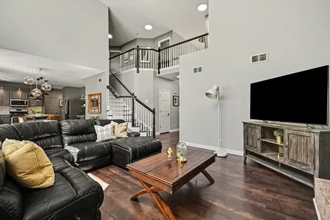 517 Meadowwood Lane Oswego IL 60543