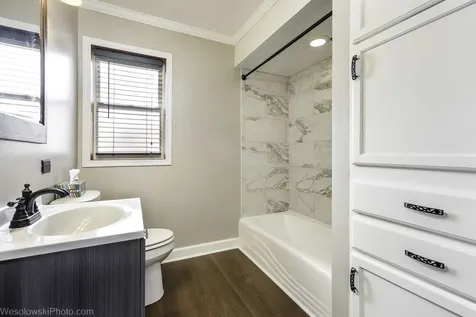 116 East North Avenue Northlake IL 60164
