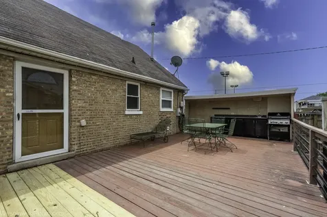 116 East North Avenue Northlake IL 60164