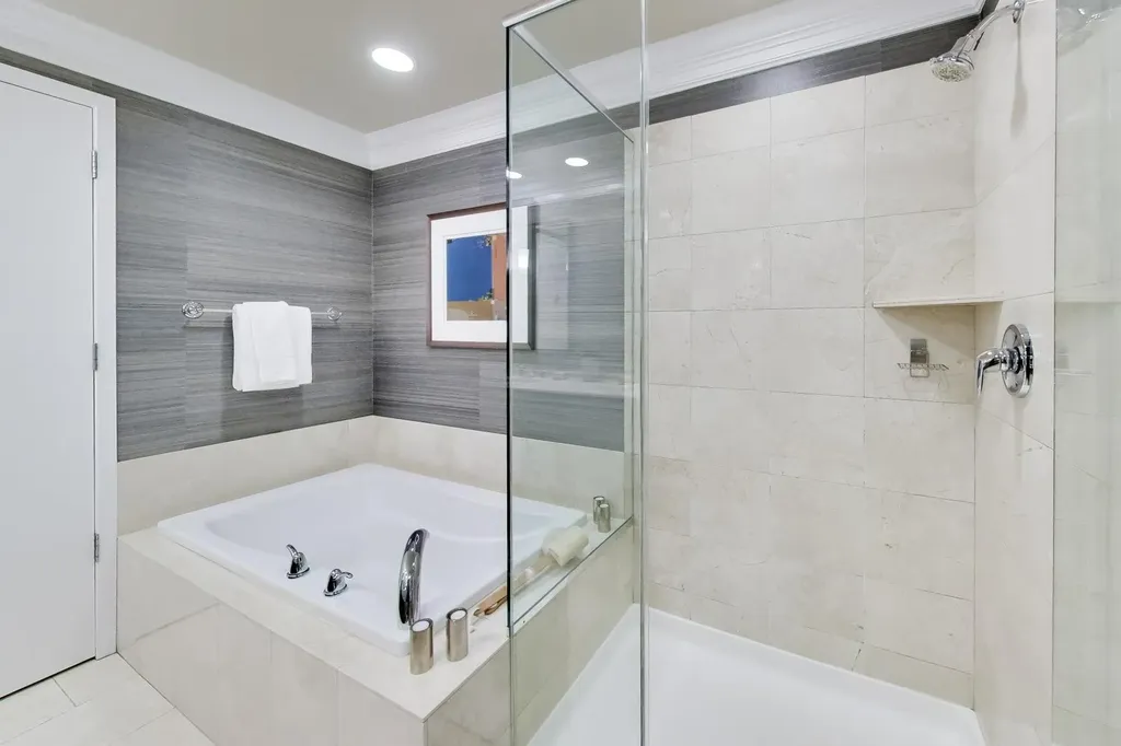 600 North Lake Shore Drive Chicago IL 60611