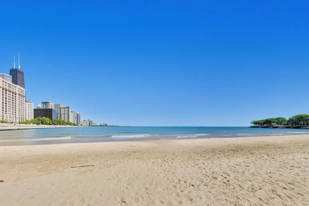 600 North Lake Shore Drive Chicago IL 60611