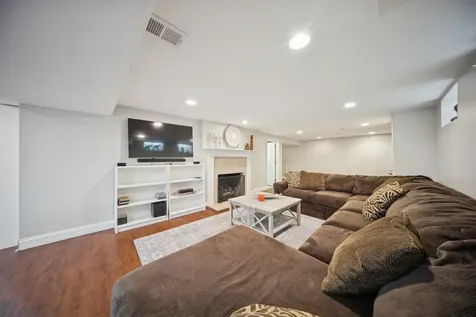 814 South Evergreen Avenue Arlington Heights IL 60005