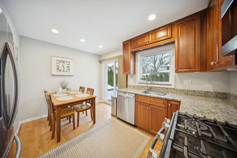 814 South Evergreen Avenue Arlington Heights IL 60005