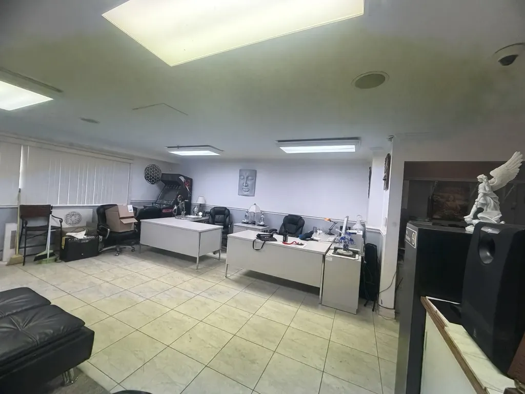 4600 North Cumberland Avenue Chicago IL 60656