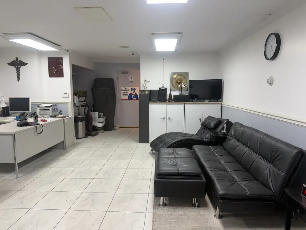 4600 North Cumberland Avenue Chicago IL 60656