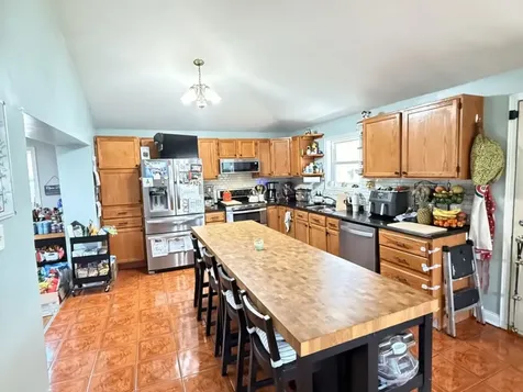 3935 Birchwood Avenue Skokie IL 60077