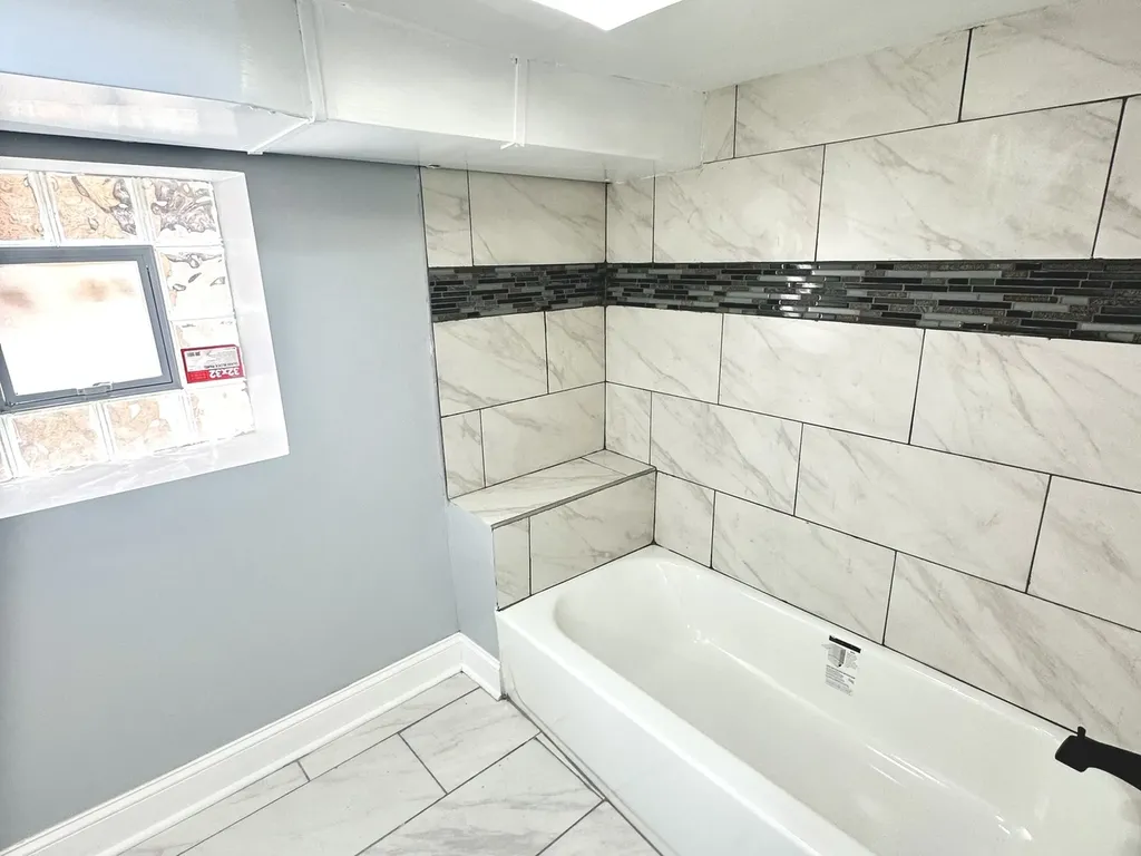 2720 West Harrison Street Chicago IL 60612
