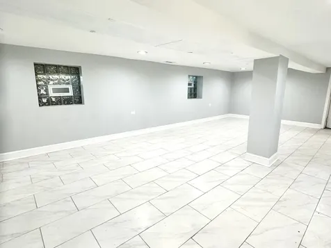 2720 West Harrison Street Chicago IL 60612