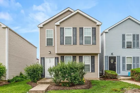 737 Serendipity Drive Aurora IL 60504
