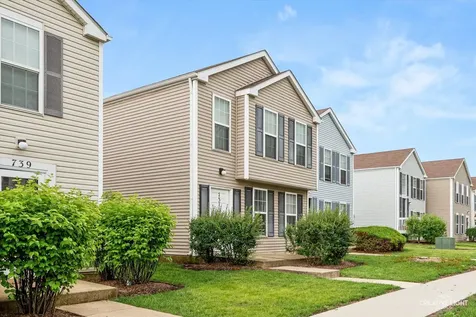 737 Serendipity Drive Aurora IL 60504