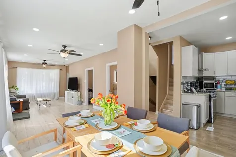 11315 South Stewart Avenue Chicago IL 60628
