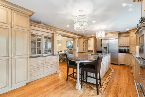 55 South Wynstone Drive S North Barrington IL 60010