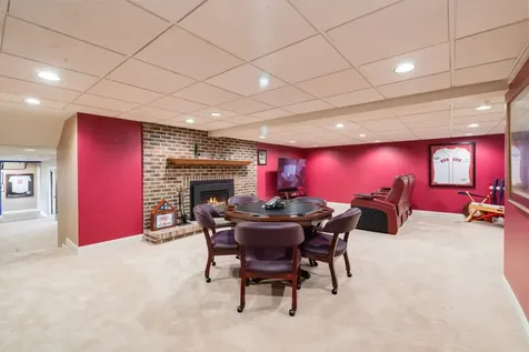 55 South Wynstone Drive S North Barrington IL 60010