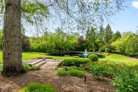 55 South Wynstone Drive S North Barrington IL 60010
