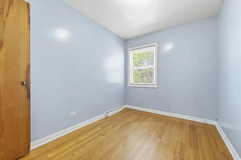 7843 South Yates Boulevard Chicago IL 60649