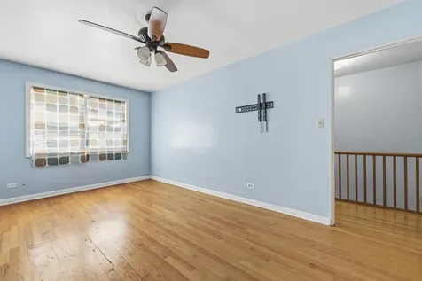 7843 South Yates Boulevard Chicago IL 60649