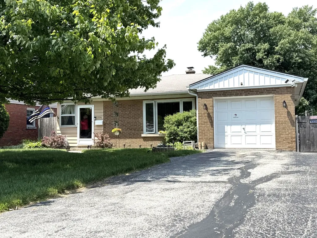 5224 Wolf Road Western Springs IL 60558