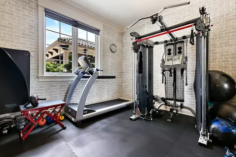 8611 Crest Court Burr Ridge IL 60527