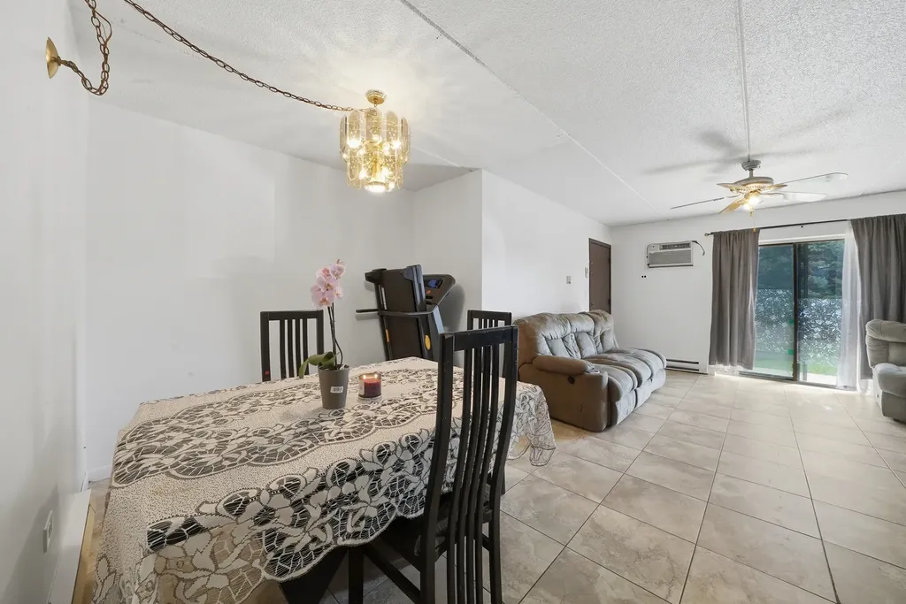 966 North Rohlwing Road Addison IL 60101