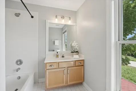 1430 Prairie Trail Grayslake IL 60030