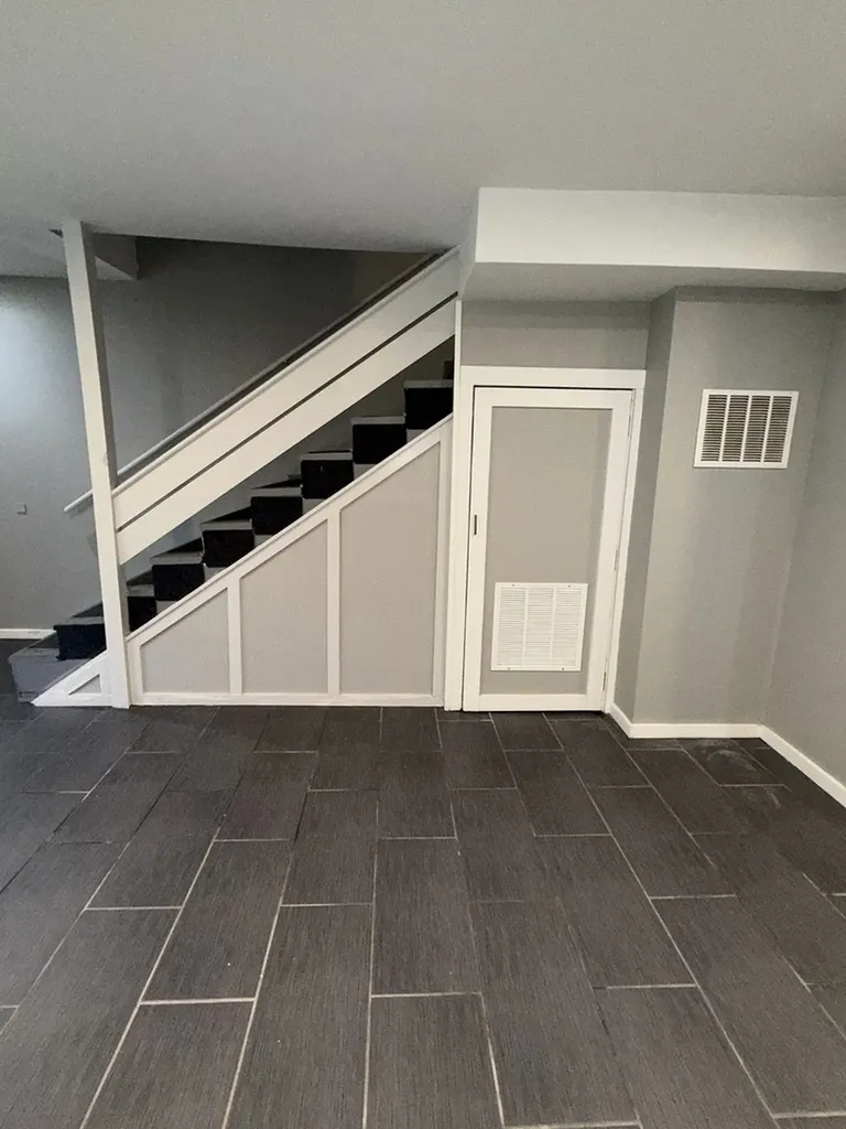 2448 East 74th Street Chicago IL 60649