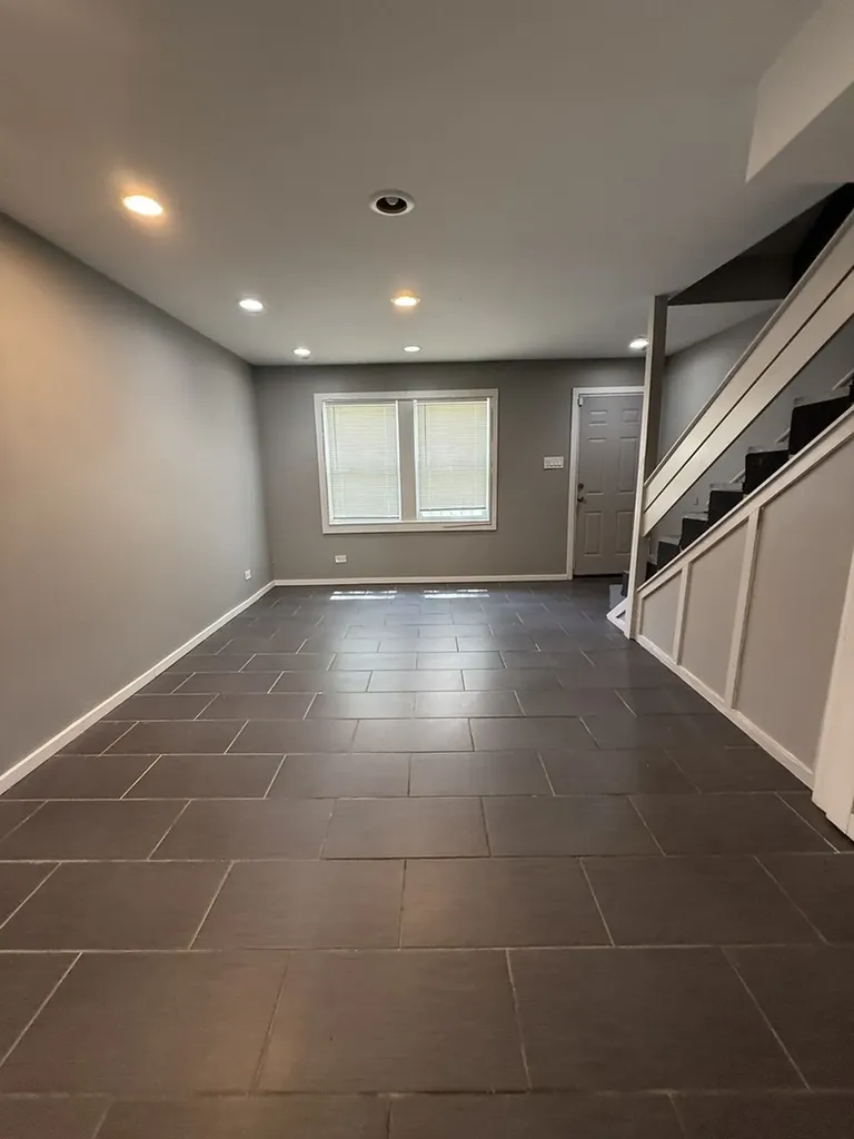2448 East 74th Street Chicago IL 60649