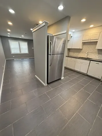 2448 East 74th Street Chicago IL 60649