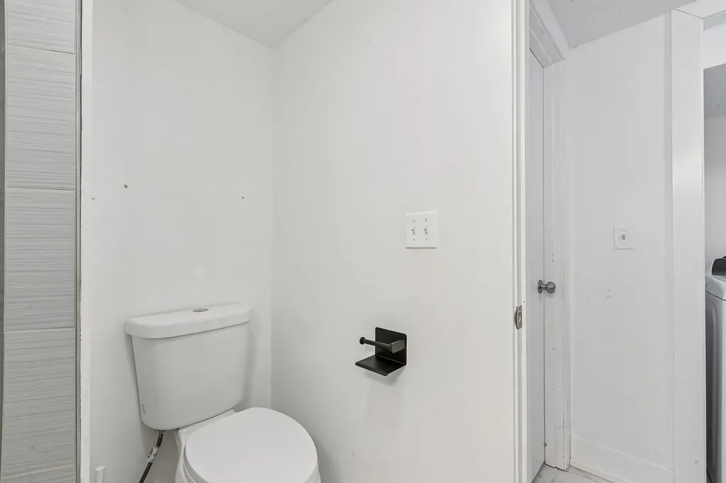 126 North Leamington Avenue Chicago IL 60644