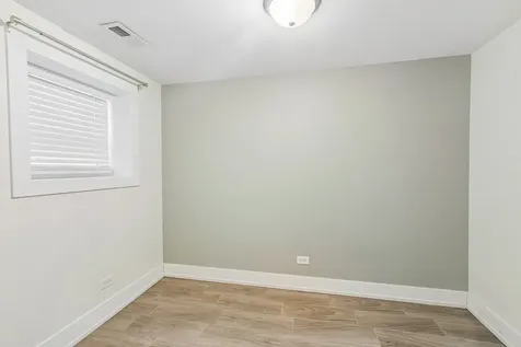 126 North Leamington Avenue Chicago IL 60644