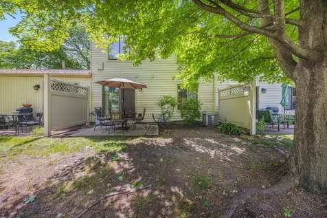 1626 Vermont Drive Elk Grove Village IL 60007