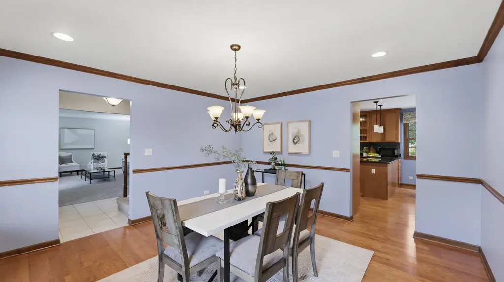 2418 Flambeau Drive Naperville IL 60564