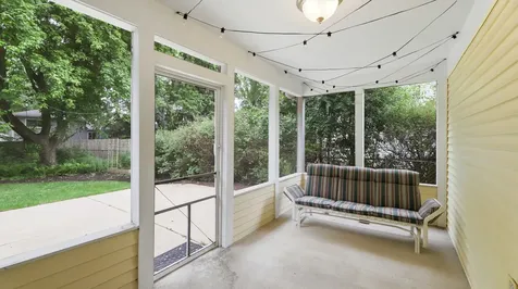 2418 Flambeau Drive Naperville IL 60564
