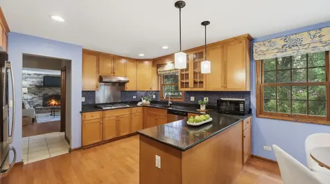 2418 Flambeau Drive Naperville IL 60564