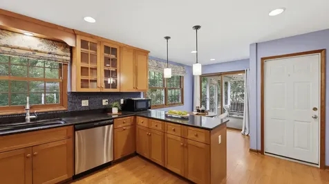 2418 Flambeau Drive Naperville IL 60564
