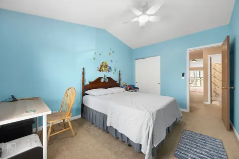 156 West Golf Road Libertyville IL 60048