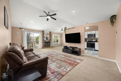156 West Golf Road Libertyville IL 60048