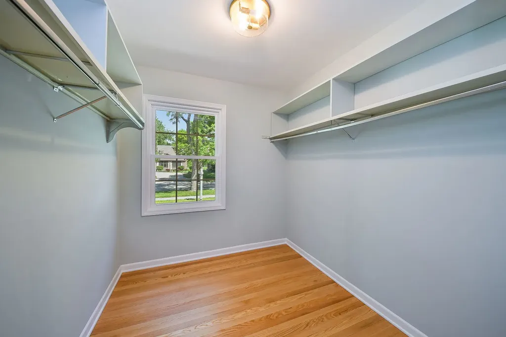 541 Williamsburg Road Glen Ellyn IL 60137