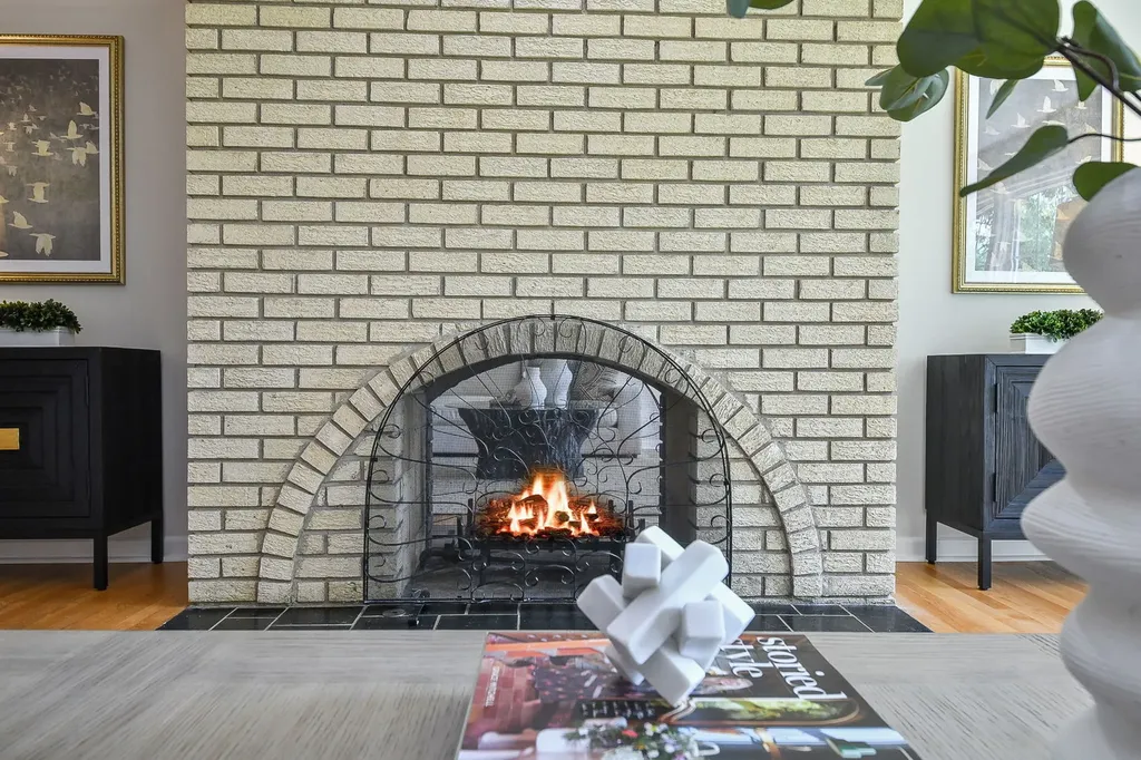 541 Williamsburg Road Glen Ellyn IL 60137