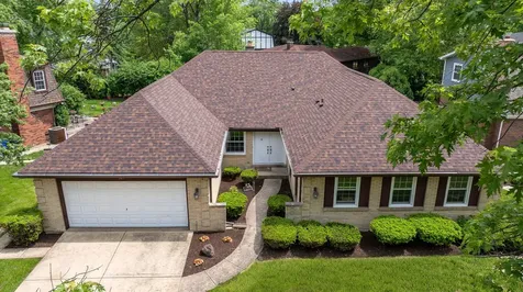 541 Williamsburg Road Glen Ellyn IL 60137