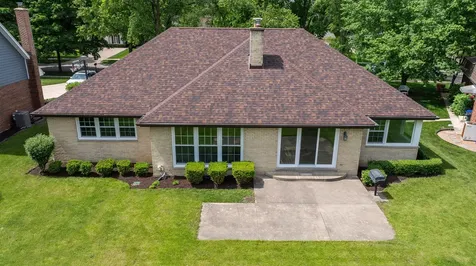541 Williamsburg Road Glen Ellyn IL 60137