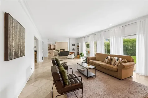 14 Winfield Circle Northfield IL 60093