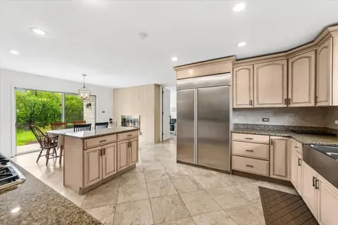 14 Winfield Circle Northfield IL 60093