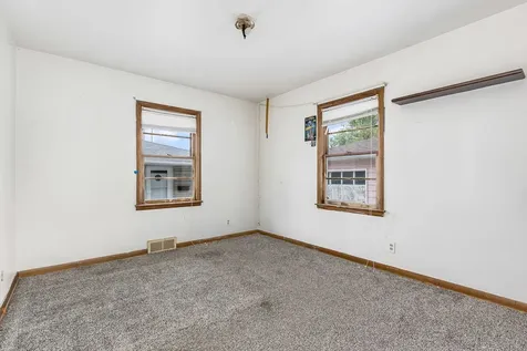 906 Georgia Street Joliet IL 60435